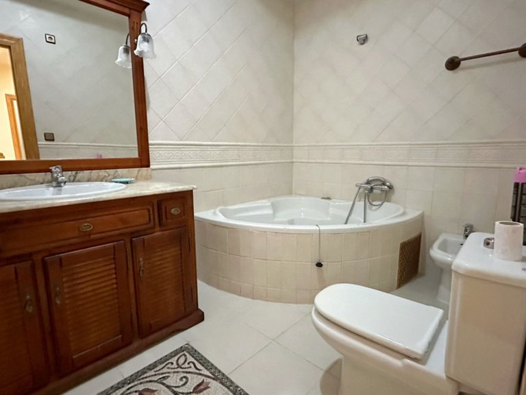 Apartment for Sale in Guardamar Del Segura, Alicante 20