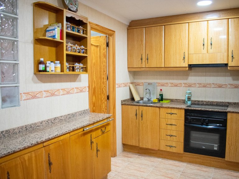 Villa for Sale in Guardamar Del Segura, Alicante 12