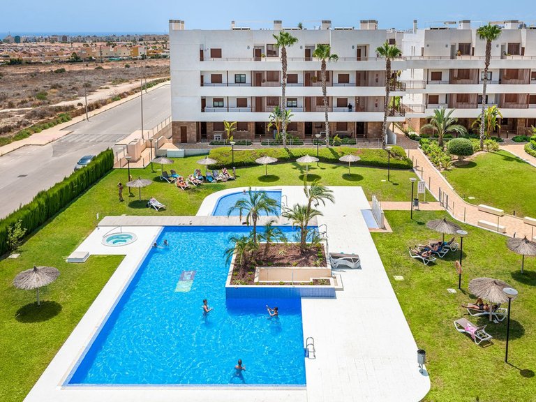 Apartment for Sale in Cabo Roig, Alicante 34