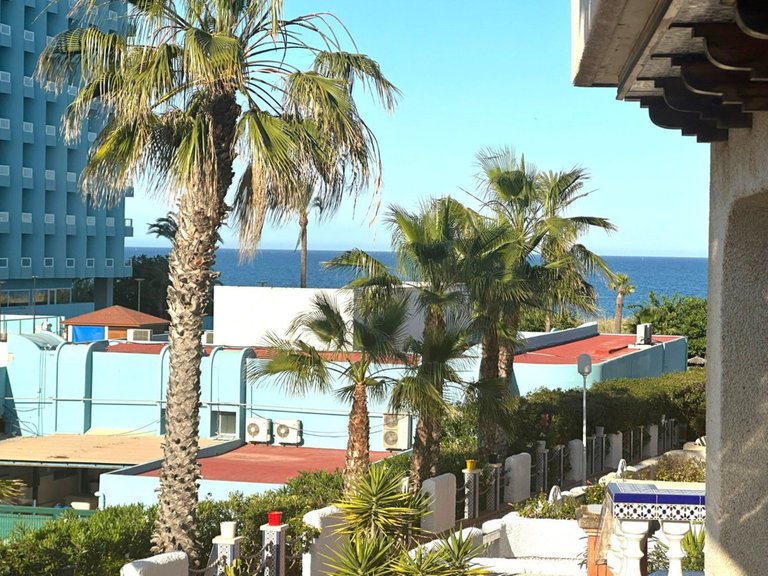 Villa for Sale in Guardamar Del Segura, Alicante 1