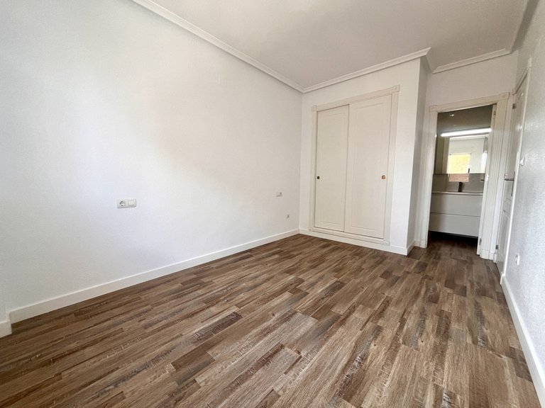 Apartment for Sale in San Miguel De Salinas, Alicante 13