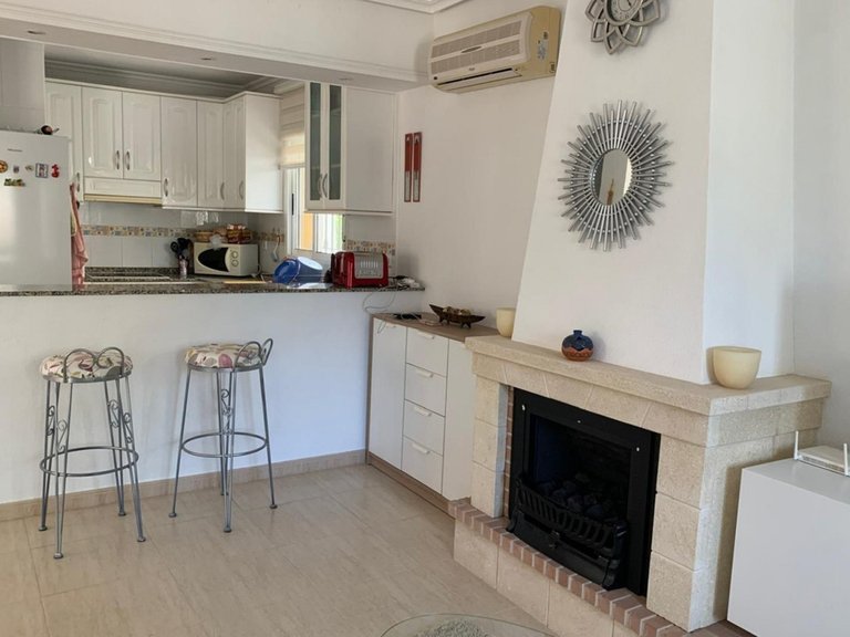 Villa for Sale in Guardamar Del Segura, Alicante 7