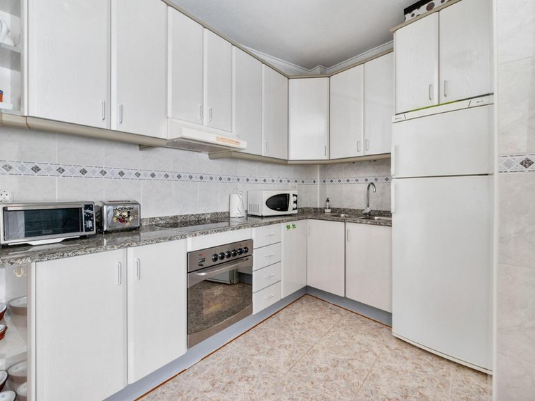 Apartment for Sale in Torrevieja, Alicante 11