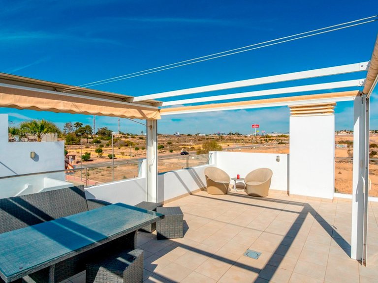 Apartment for Sale in Dona Pepa, Alicante 25