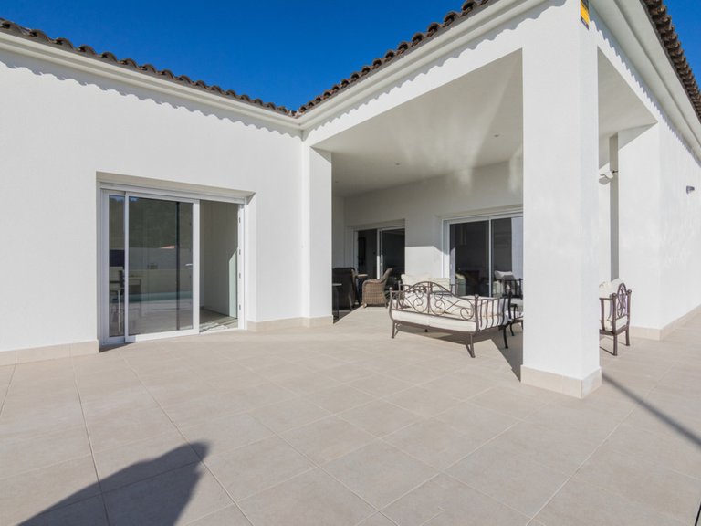 Villa for Sale in Aspe, Alicante 26