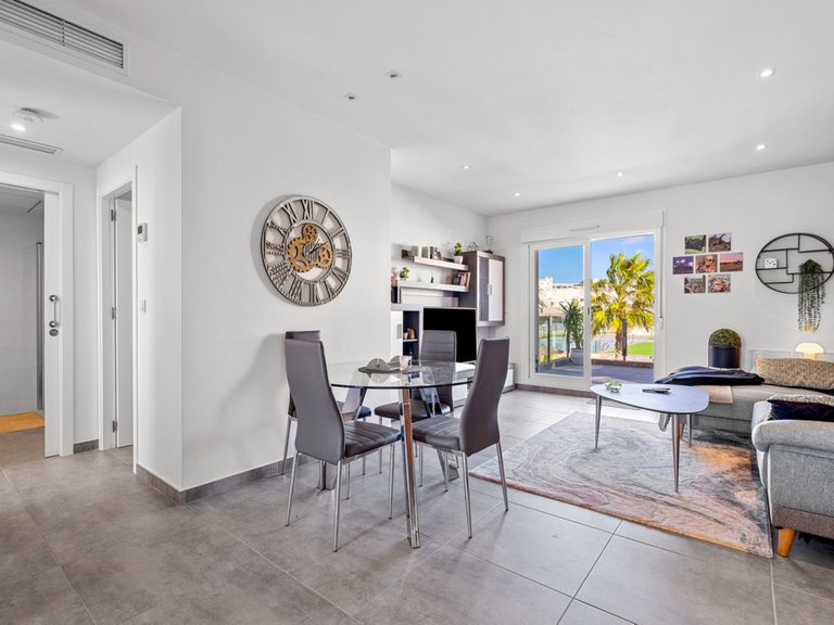 Villa for Sale in Torrevieja, Alicante 2