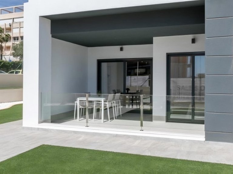 Apartment for Sale in Torrevieja, Alicante 25