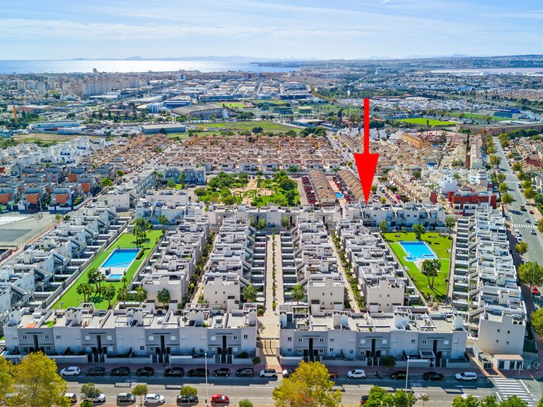 Villa for Sale in Torrevieja, Alicante 35