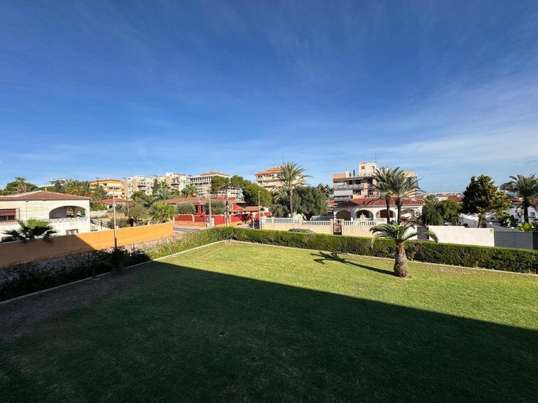 Apartment for Sale in Torrevieja, Alicante 23