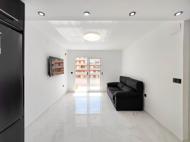 Apartment for Sale in Punta Prima, Alicante 9