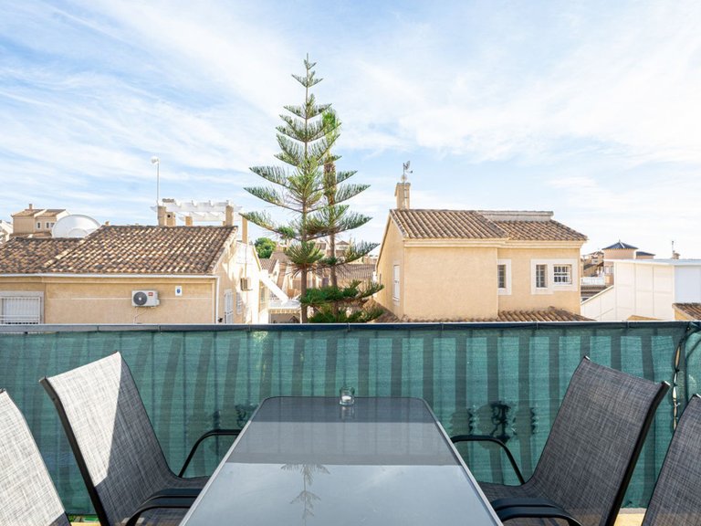 Apartment for Sale in Los Altos, Alicante 16