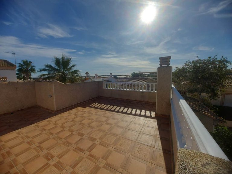 Villa for Sale in Algorfa, Alicante 3