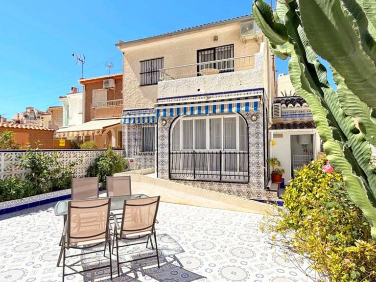 Apartment for Sale in Torrevieja, Alicante 1