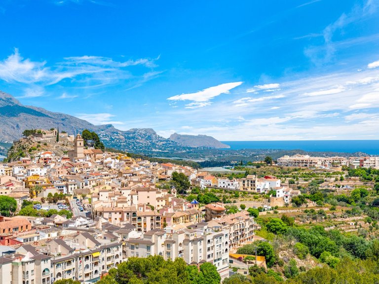 Apartment for Sale in La Nucia, Alicante 2