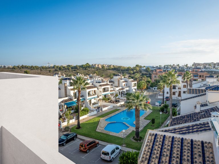 Apartment for Sale in Villamartin, Alicante 26