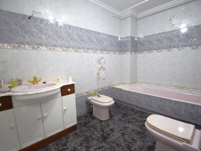 Apartment for Sale in Guardamar Del Segura, Alicante 12