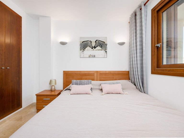 Apartment for Sale in Punta Prima, Alicante 28