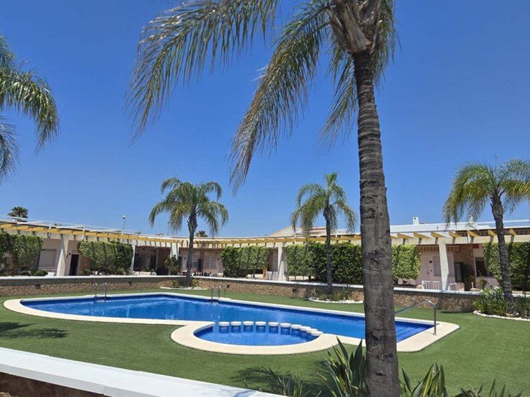 Apartment for Sale in Mil Palmeras, Alicante 16