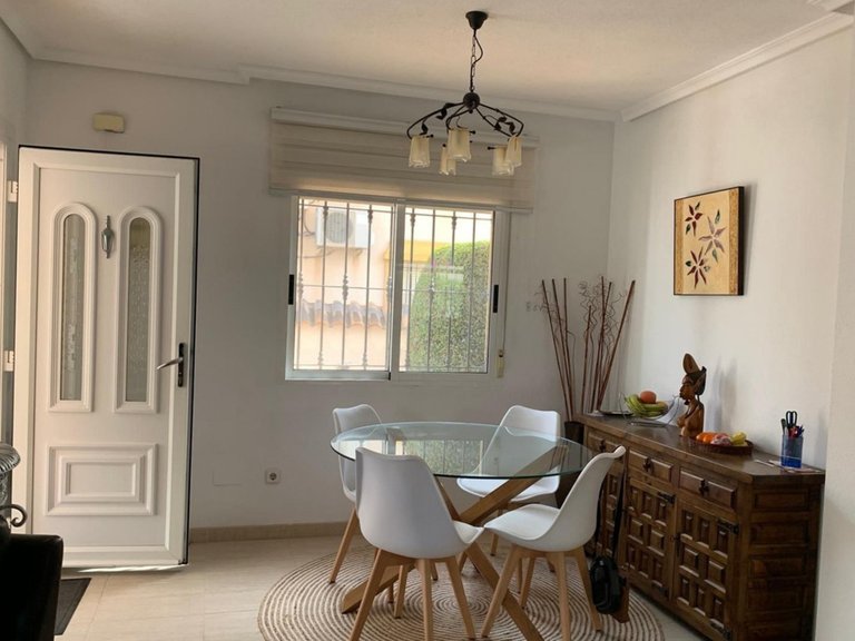 Villa for Sale in Guardamar Del Segura, Alicante 11