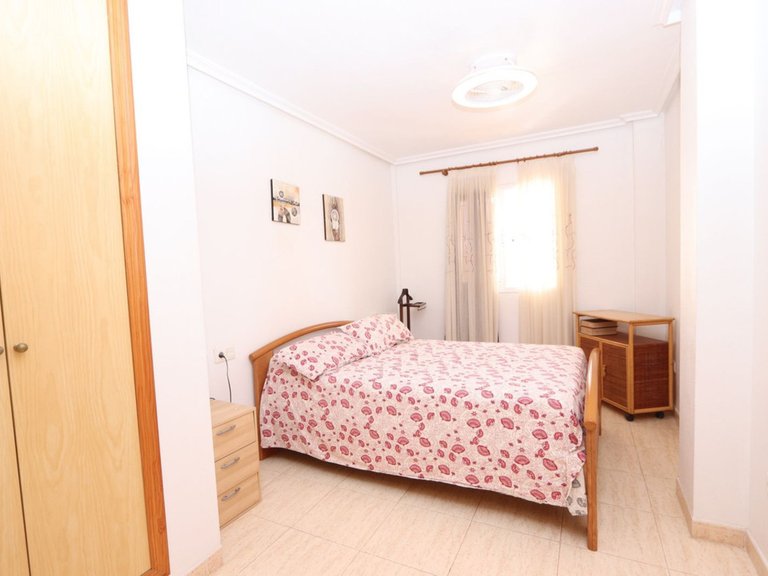 Apartment for Sale in Playa Flamenca, Alicante 16