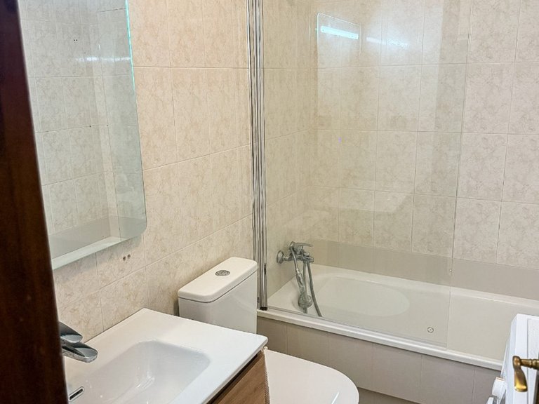 Apartment for Sale in Torrevieja, Alicante 20