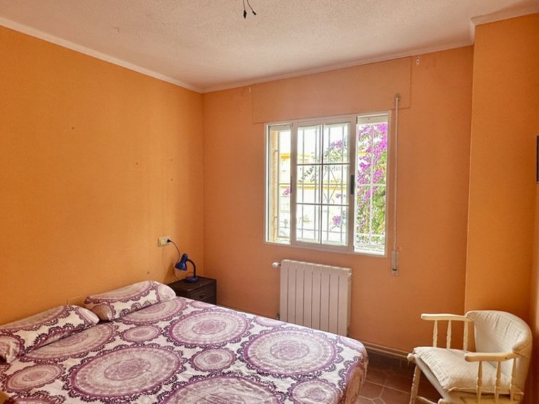 Villa for Sale in Los Altos, Alicante 24