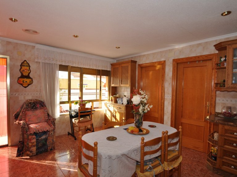 Villa for Sale in Pinoso, Alicante 6