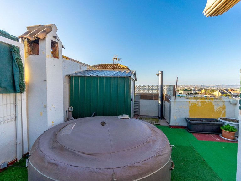 Villa for Sale in Torrevieja, Alicante 18