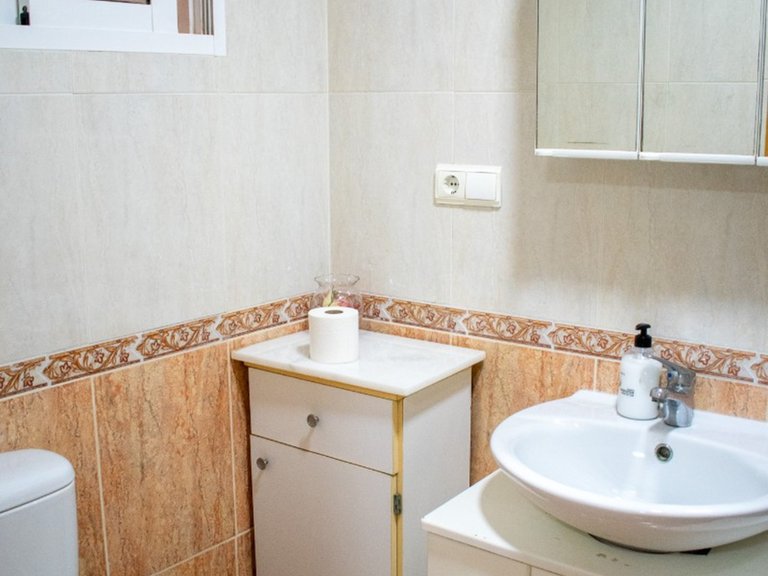 Villa for Sale in Guardamar Del Segura, Alicante 18