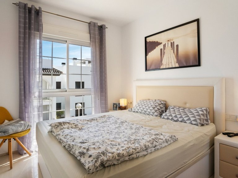 Apartment for Sale in Dona Pepa, Alicante 5