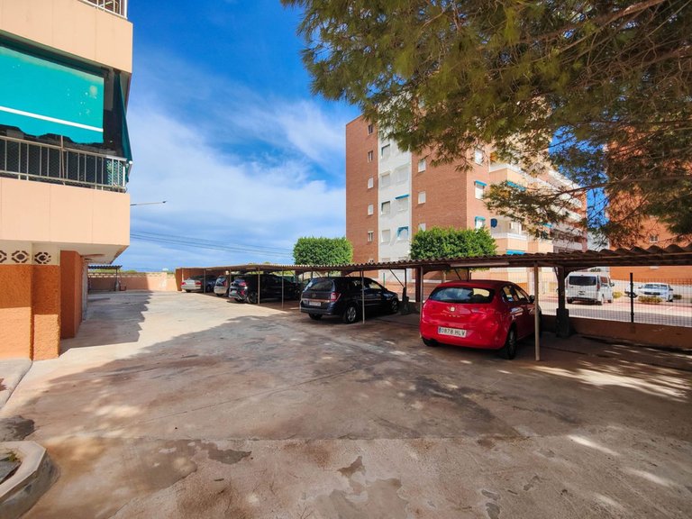 Apartment for Sale in Punta Prima, Alicante 33