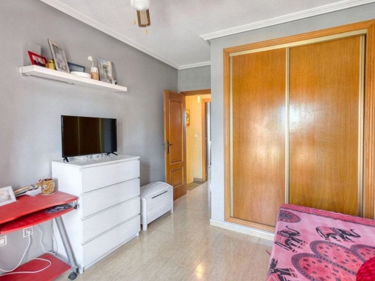 Villa for Sale in Torrevieja, Alicante 11