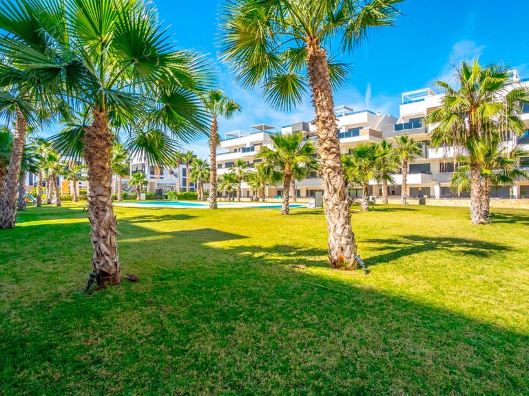 Apartment for Sale in Los Altos, Alicante 30