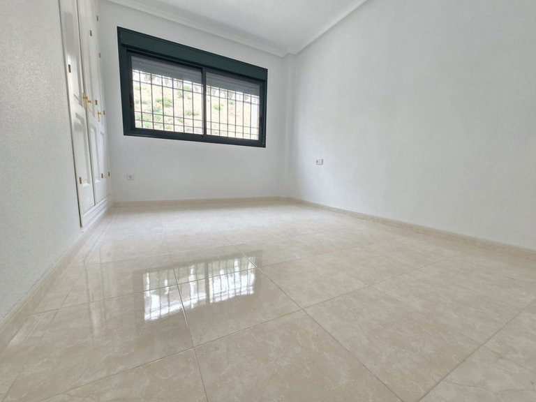 Apartment for Sale in Campoamor, Alicante 7