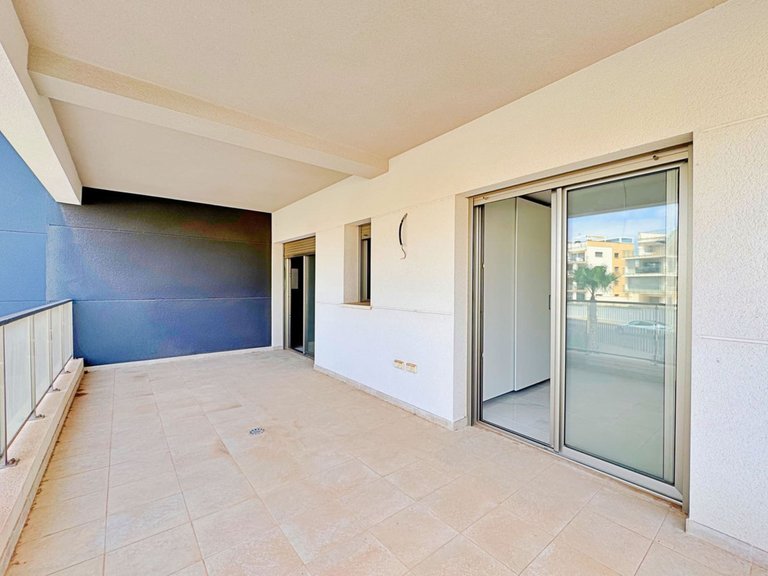 Apartment for Sale in Villamartin, Alicante 8