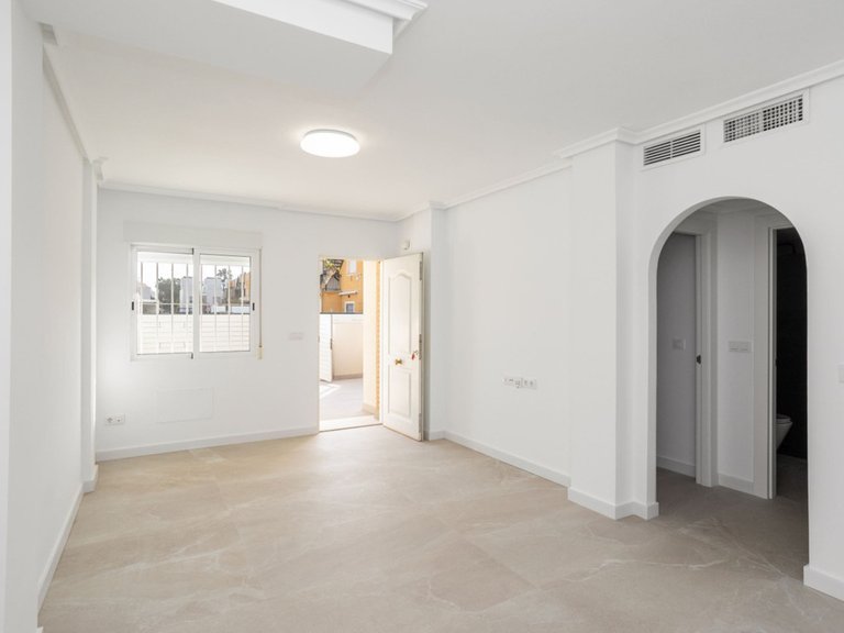 Apartment for Sale in Torre De La Horadada, Murcia 5