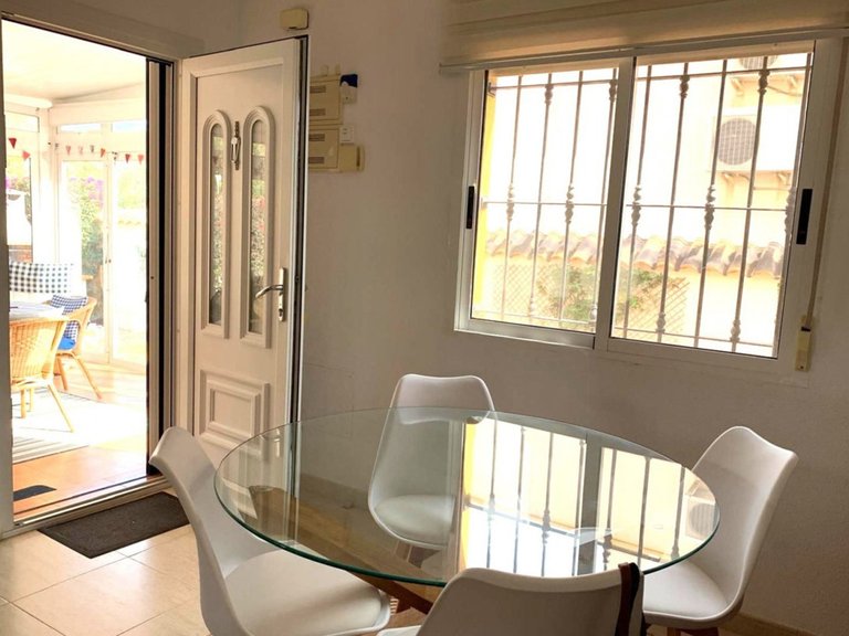 Villa for Sale in Guardamar Del Segura, Alicante 32