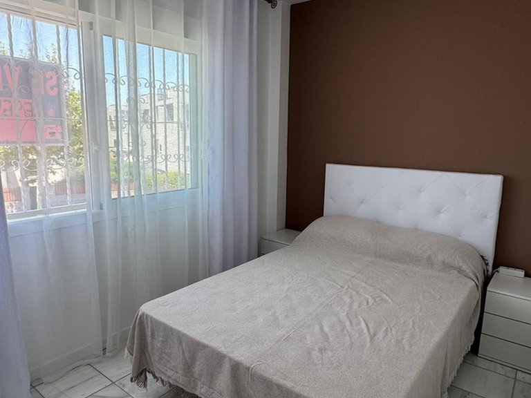 Villa for Sale in Torrevieja, Alicante 10