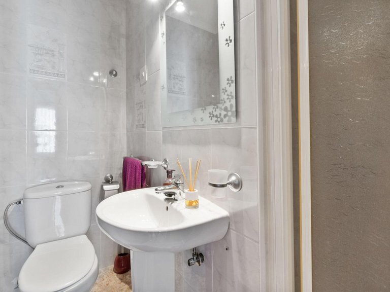 Apartment for Sale in Torrevieja, Alicante 13