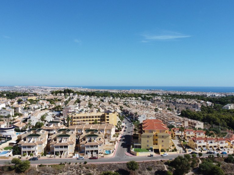 Apartment for Sale in Villamartin, Alicante 40