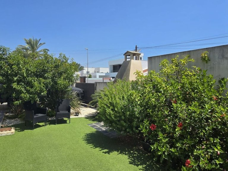 Apartment for Sale in Mil Palmeras, Alicante 14