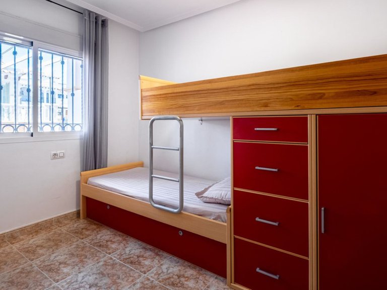 Apartment for Sale in Punta Prima, Alicante 8