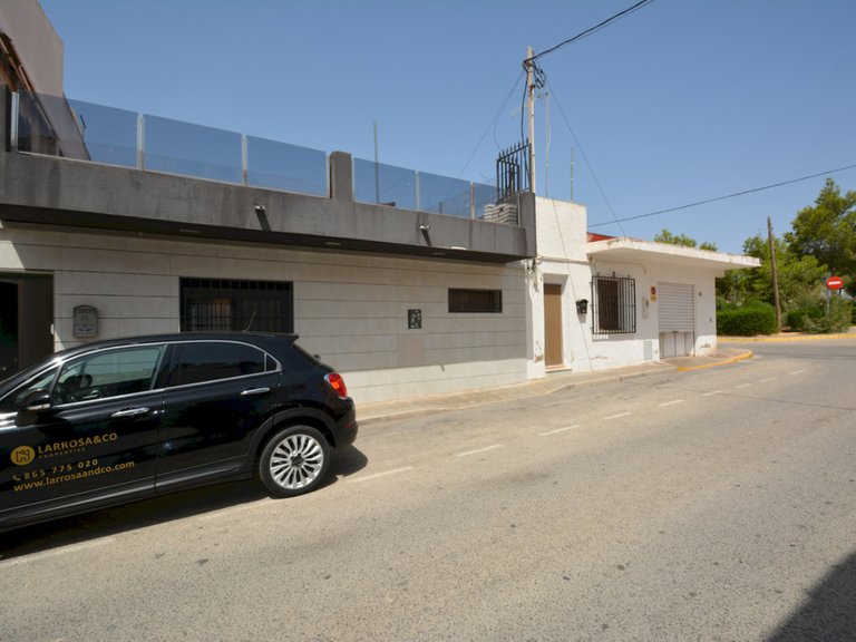 Villa for Sale in Los Montesinos, Alicante 2