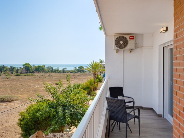 Apartment for Sale in Punta Prima, Alicante 32