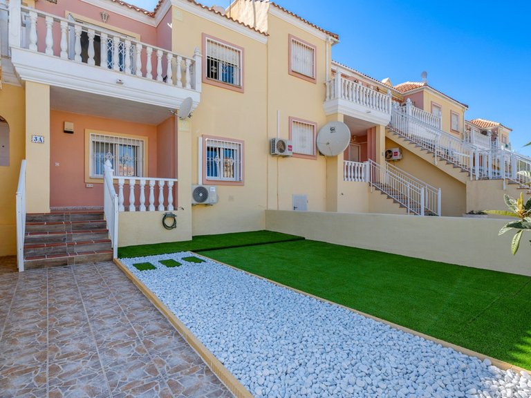 Apartment for Sale in Orihuela Costa, Alicante 4