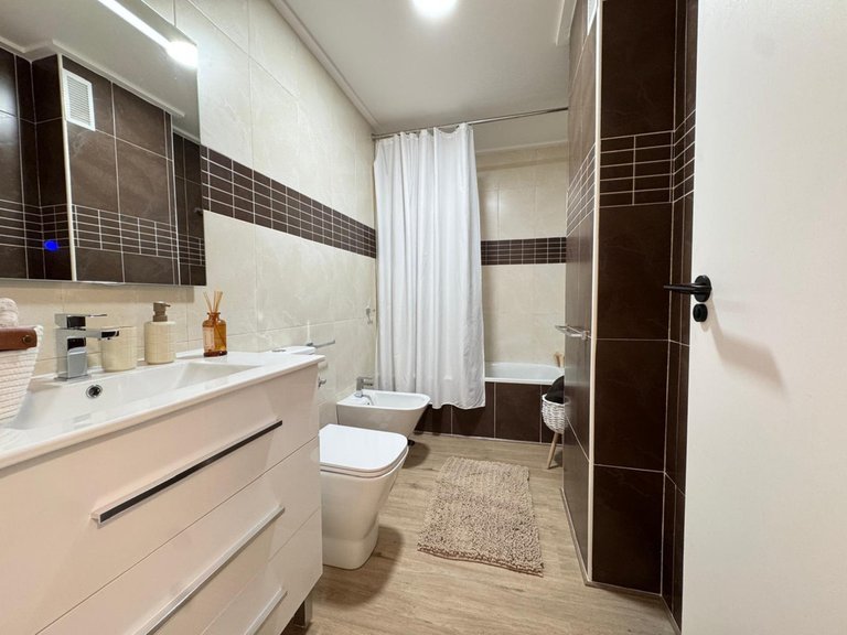 Apartment for Sale in Torrevieja, Alicante 5