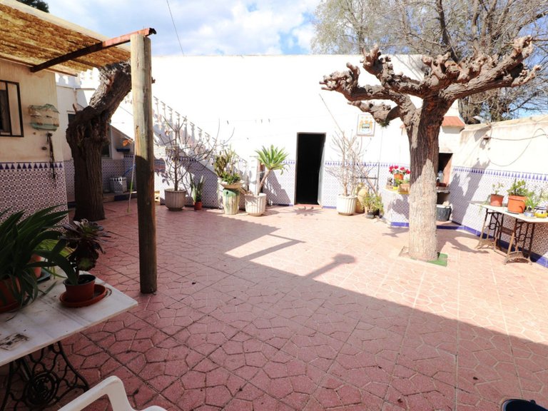 Villa for Sale in Heredades, Alicante 31