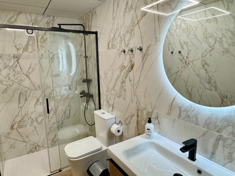 Apartment for Sale in Torrevieja, Alicante 16