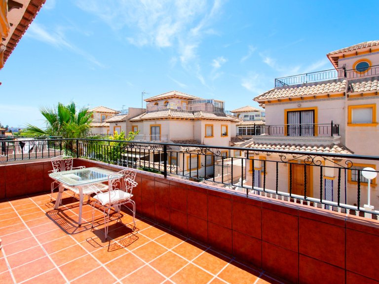Villa for Sale in Orihuela Costa, Alicante 2