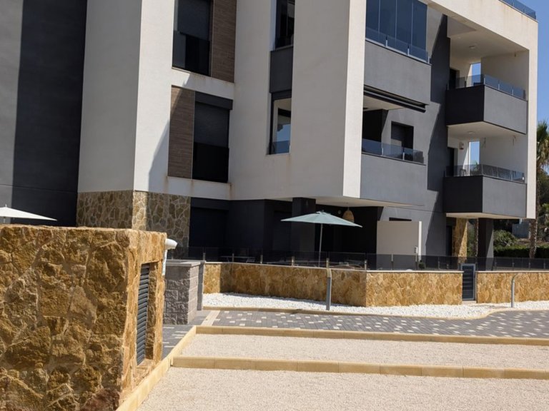 Apartment for Sale in Los Altos, Alicante 45